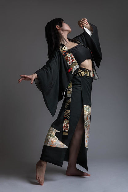 [Sample collection] Kimono jacket and long skirt Black and Gold